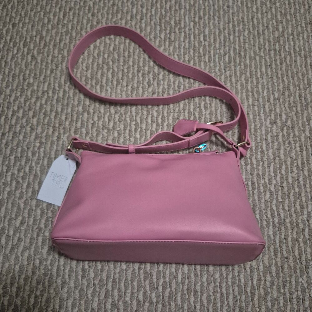 Time And Tru Pink Shoulder Bag Gold Hardware Zipper Accent Adjustable Strap